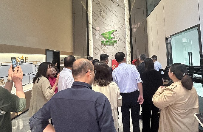 筑夢(mèng)科技歡迎區政協(xié)經(jīng)科委考察交流！